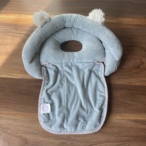 Pottery Barn infant head support
